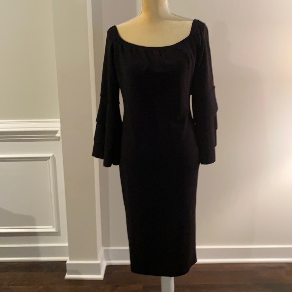 Dress runs small. Size 16 but a 12/14 can fit.